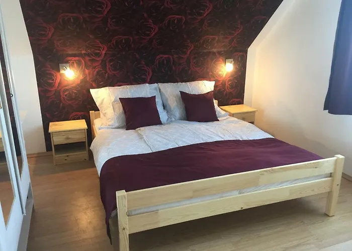 Rozsavoelgy בלטונללה